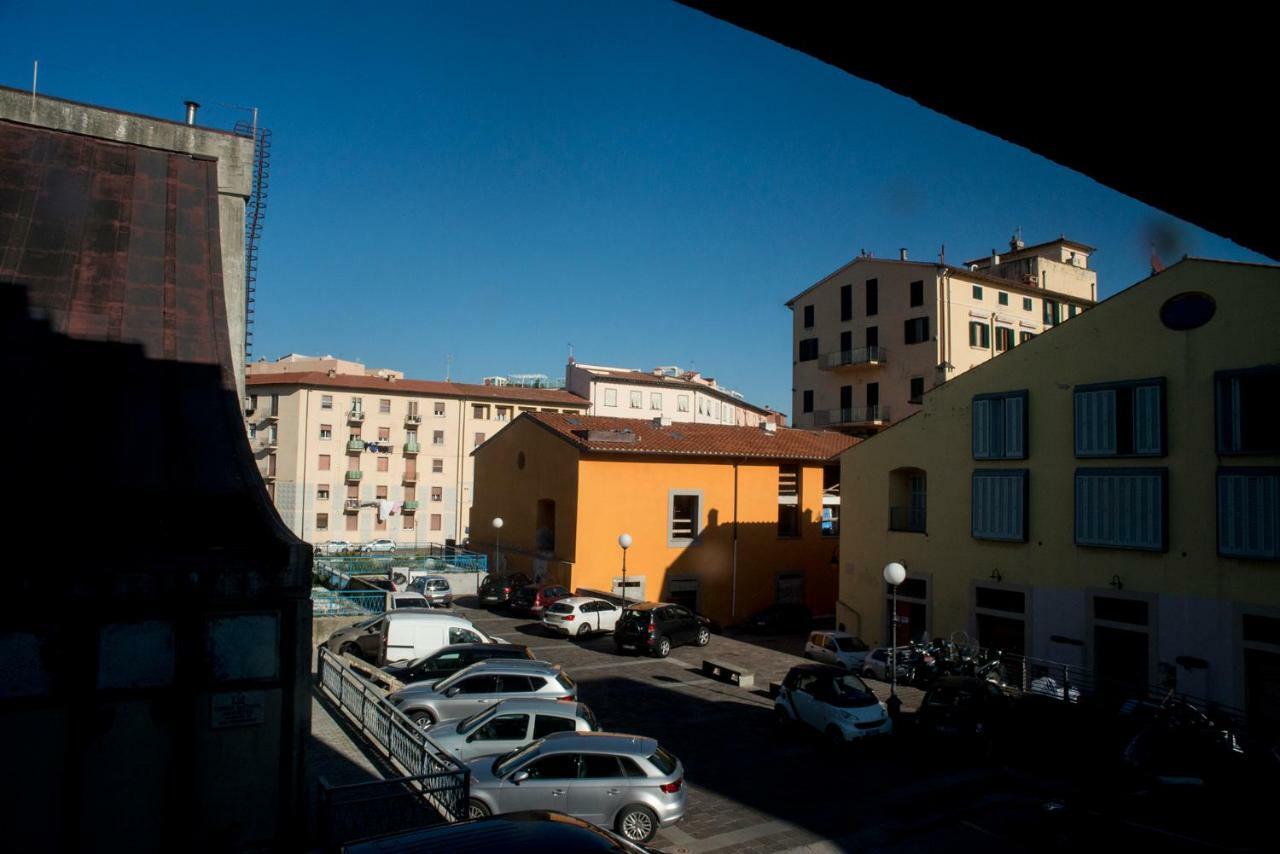 Affittacamere " Il Porto " Livorno Exterior foto